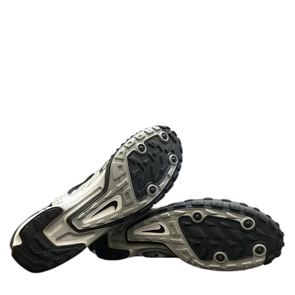 NIKE - WAFFLE XC SPIKE-LESS WHITE BLACK GREY BOWERMAN SERIES SNEAKERS